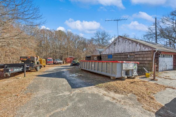 Backyard, Detached Garage, Exterior