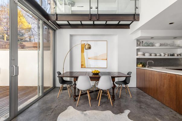 Dining room, Interior