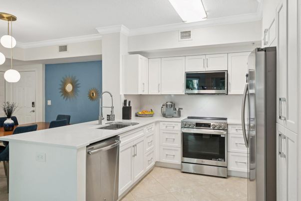 Interior, Kitchen, Pendant Lights, Stainless Steel Appliances