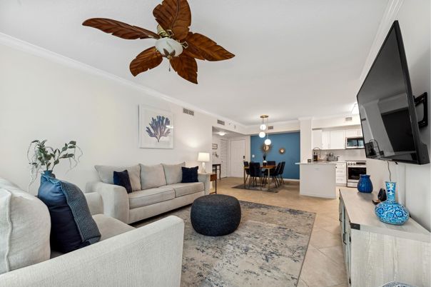 Dining room, Interior, Kitchen, Living room, Pendant Lights, Stainless Steel Appliances