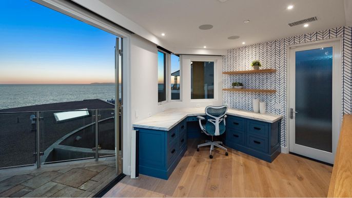 Home Office, Interior, Recessed Lighting, Water, Wood Texture Flooring