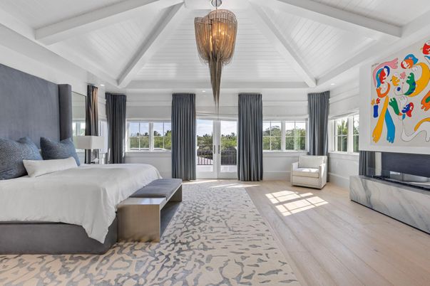 Bedroom, Fireplace, Interior, Pendant Lights, Recessed Lighting, Wood Texture Flooring