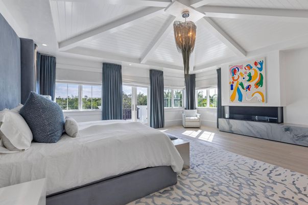 Bedroom, Fireplace, Interior, Recessed Lighting, Wood Texture Flooring