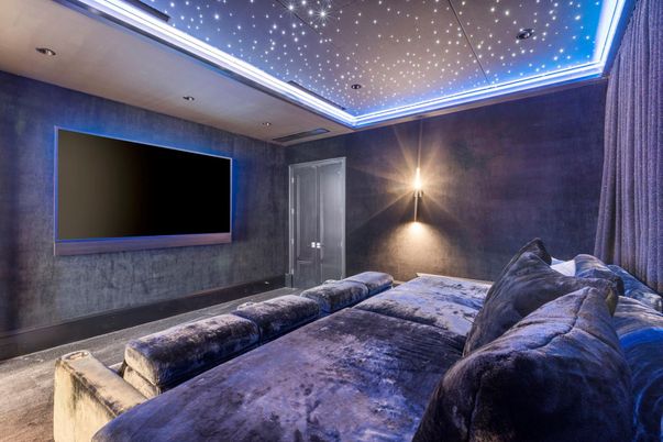 Bedroom, Interior, Projection Screen, Recessed Lighting, Theatre Room
