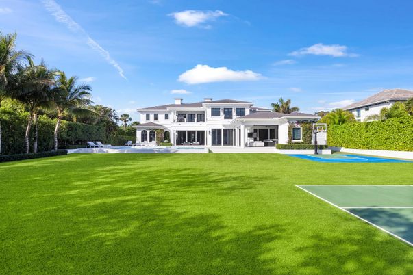 Backyard, Exterior, Pool