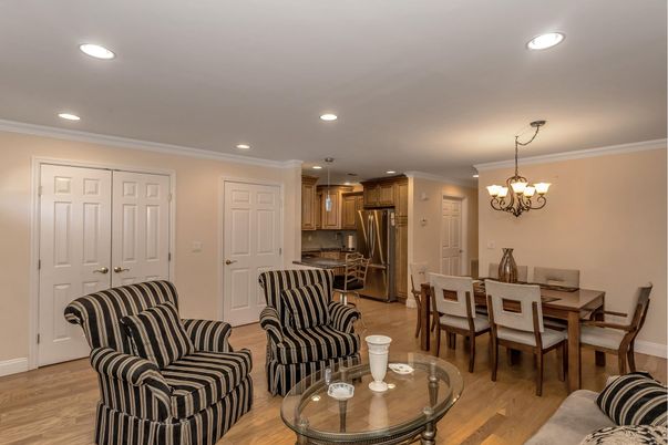 Chandelier, Dining room, Interior, Kitchen, Recessed Lighting, Stainless Steel Appliances, Wood Texture Flooring