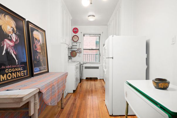 Interior, Kitchen, Washer, Wood Texture Flooring