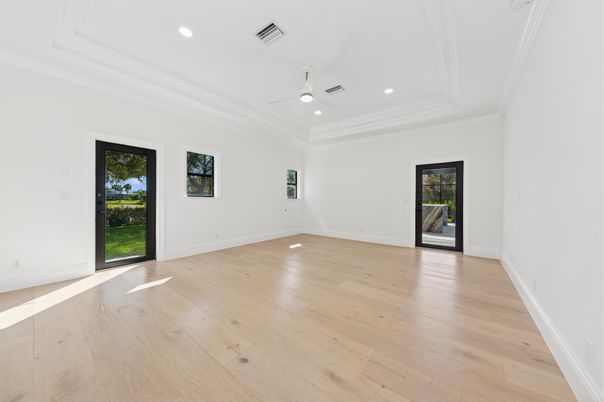 Empty room, Interior, Recessed Lighting, Wood Texture Flooring