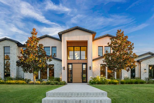 Exterior, Facade, Brick Facade, Farmhouse