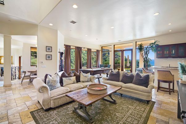 Billiard Table, Game Room, Interior, Living room, Recessed Lighting