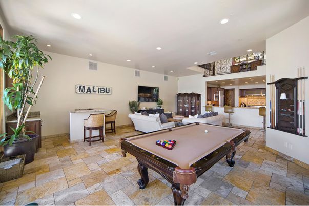 Billiard Table, Game Room, Interior, Living room, Recessed Lighting