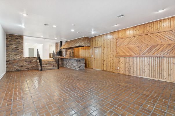 Empty room, Interior, Recessed Lighting, Stone Walls, Wooden Walls