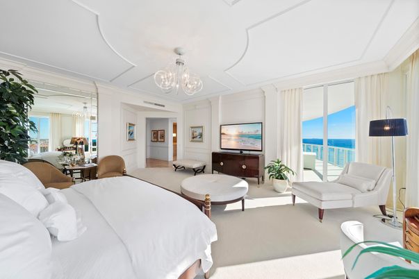 Bedroom, Chandelier, Interior, Water