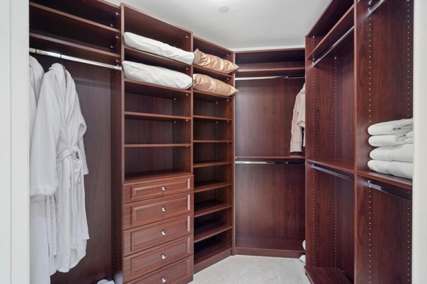 Interior, Walk-in Closets