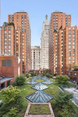 Exterior, Facade, Condo Building