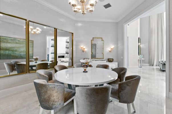 Chandelier, Dining room, Interior, Living room