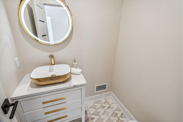 Bathroom, Interior