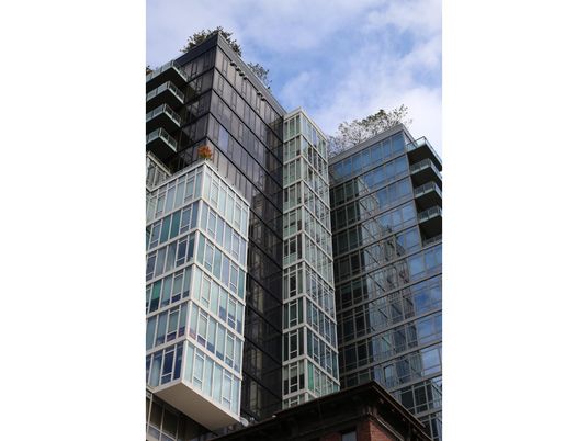 Exterior, Facade, Highrise
