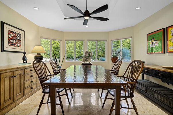 Dining room, Interior, Recessed Lighting