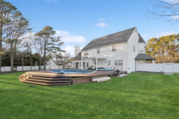 Backyard, Exterior, Pool