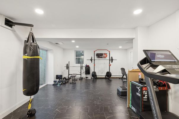 Fitness Equipment, Interior, Recessed Lighting