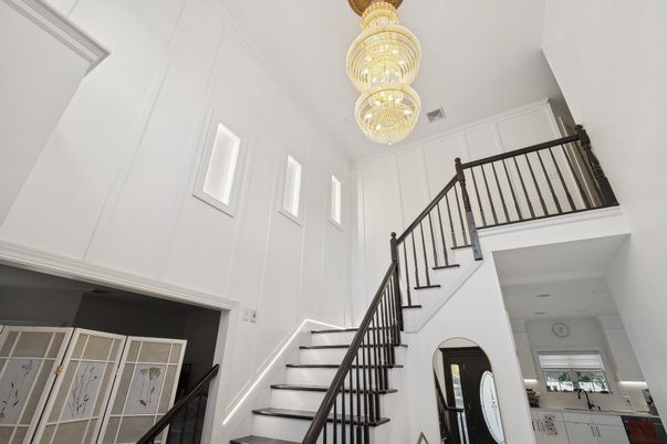 Chandelier, Interior