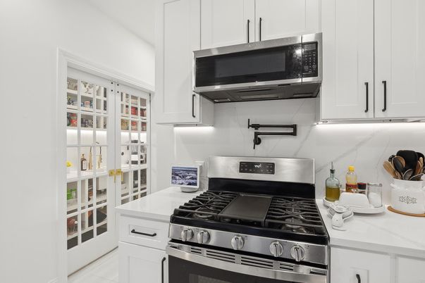 Interior, Kitchen, Stainless Steel Appliances