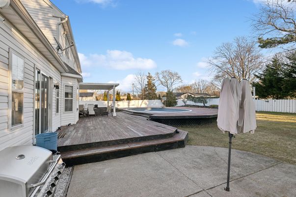 Backyard, Exterior, Hot Tub