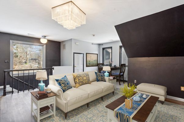 Chandelier, Dining room, Interior, Living room