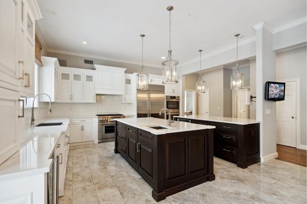 Interior, Kitchen, Pendant Lights, Recessed Lighting, Stainless Steel Appliances