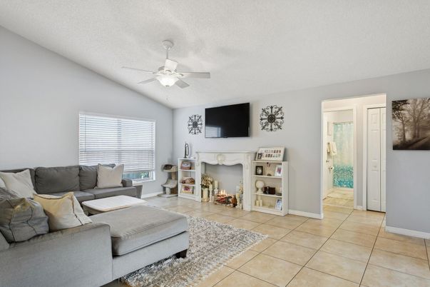 Fireplace, Interior, Living room