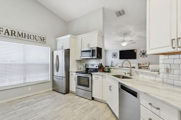 Interior, Kitchen, Stainless Steel Appliances, Wood Texture Flooring