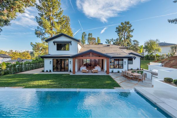 Backyard, Exterior, Pool