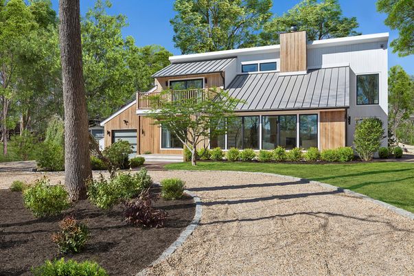 Backyard, Exterior, Facade, Modern