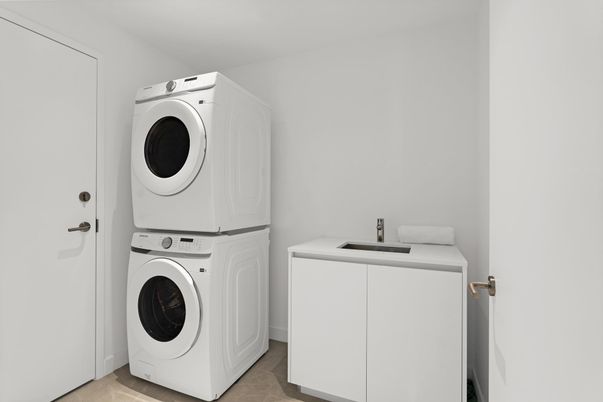 Interior, Utility Closets, Washer