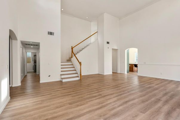 Interior, Recessed Lighting, Wood Texture Flooring