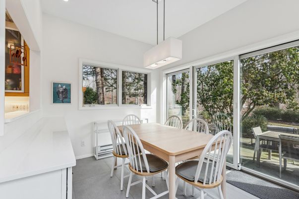 Dining room, Interior, Pendant Lights, Recessed Lighting