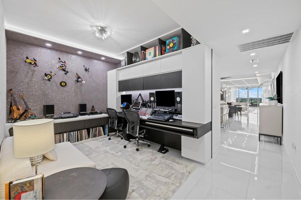 Home Office, Interior, Recessed Lighting