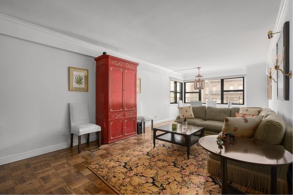 Chandelier, Dining room, Interior, Living room, Wood Texture Flooring