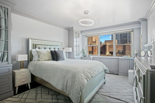Bedroom, Interior, Pendant Lights