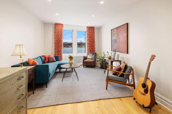 Interior, Living room, Recessed Lighting, Water, Wood Texture Flooring