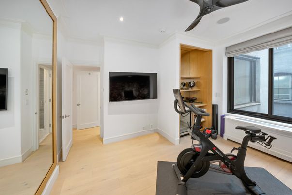 Fitness Equipment, Interior, Recessed Lighting, Wood Texture Flooring