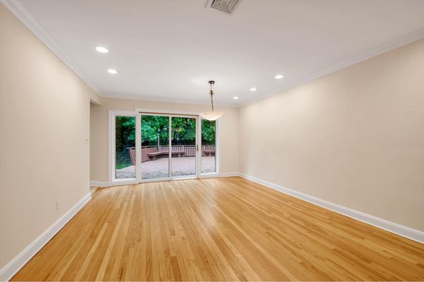 Empty room, Interior, Pendant Lights, Recessed Lighting, Wood Texture Flooring