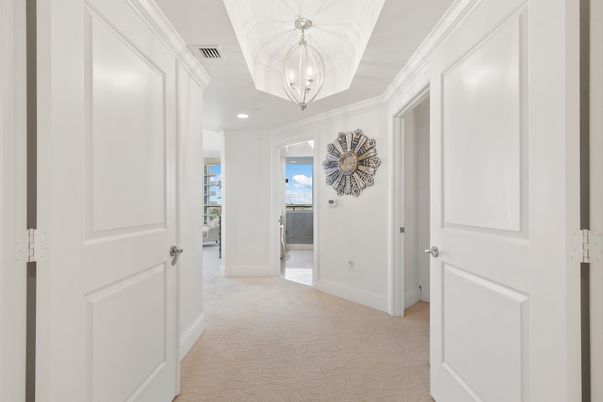 Chandelier, Interior, Recessed Lighting