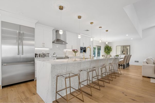 Dining room, Interior, Kitchen, Pendant Lights, Recessed Lighting, Stainless Steel Appliances, Wood Texture Flooring