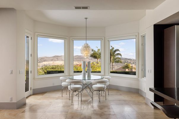 Chandelier, Dining room, Interior, Pendant Lights