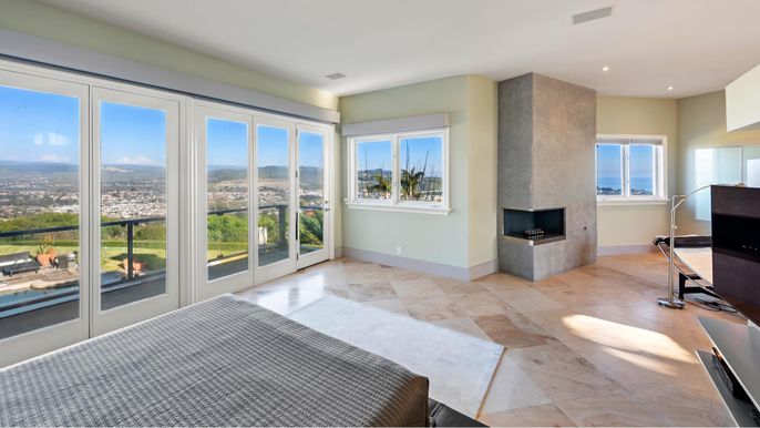 Fireplace, Interior, Recessed Lighting