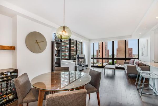 Dining room, Interior, Living room, Pendant Lights, Recessed Lighting, Wine Storage, Wood Texture Flooring
