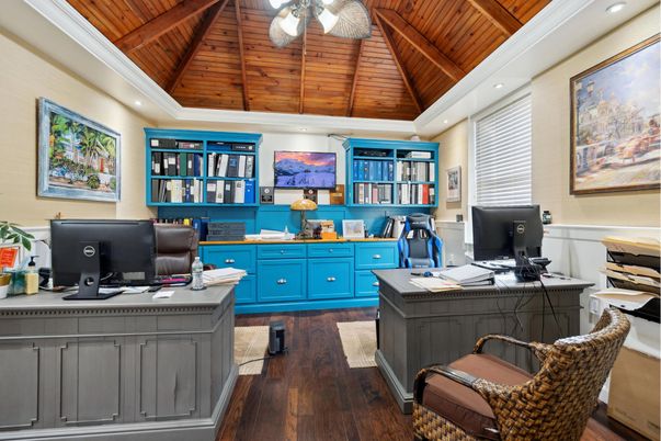 Home Office, Interior, Recessed Lighting, Wooden Beams, Wooden Ceilings, Wood Texture Flooring