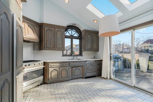 Interior, Kitchen, Pendant Lights, Recessed Lighting, Stainless Steel Appliances